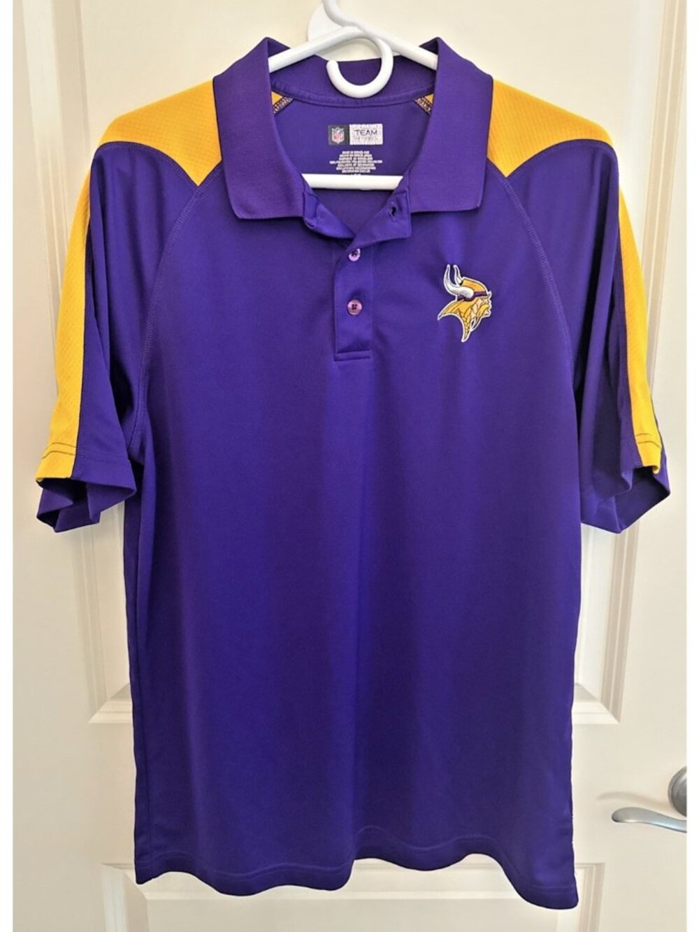 Minnesota Vikings Men's L Polo Shirt Short Sleeve NFL Team Apparel Purple Yellow